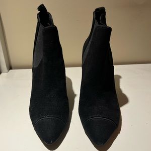 Tory Burch Pointed Toe Suede Boots